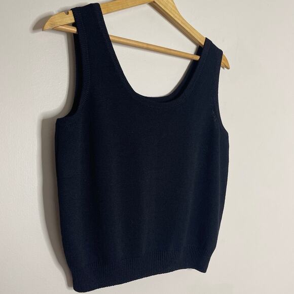 St. John Basics Santana Knit Sleeveless Scoop Neck Sweater Black Size M - Picture 2 of 5